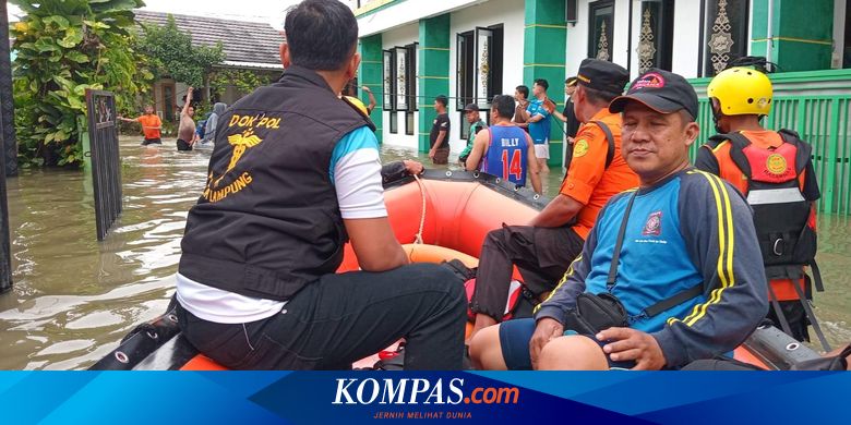 Ministry Distributes Rp 568M for Flood-Affected Bandar Lampung Residents