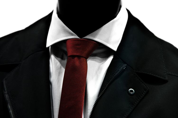 Ilustrasi dasi dengan simpul Full Windsor.