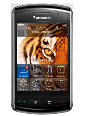 BlackBerry Storm, ponsel pertama BlackBerry yang sepenuhnya layar sentuh. Ponsel ini diposisikan untuk menyaingi iPhone.