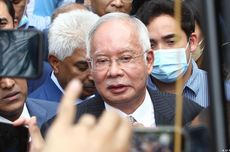 Malaysia Kurangi Separuh Hukuman Penjara Najib Razak, Bebas Agustus 2028