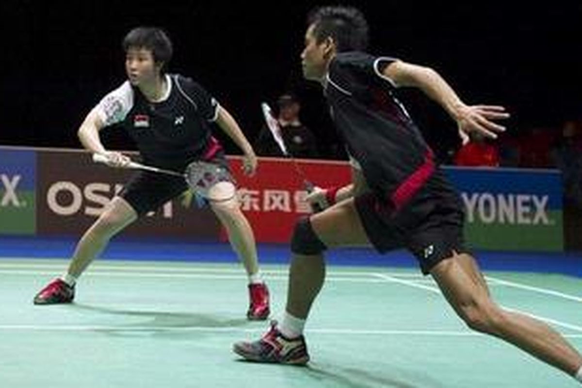Ganda campuran Indonesia, Tontowi Ahmad (kanan), dan Liliyana Natsir.