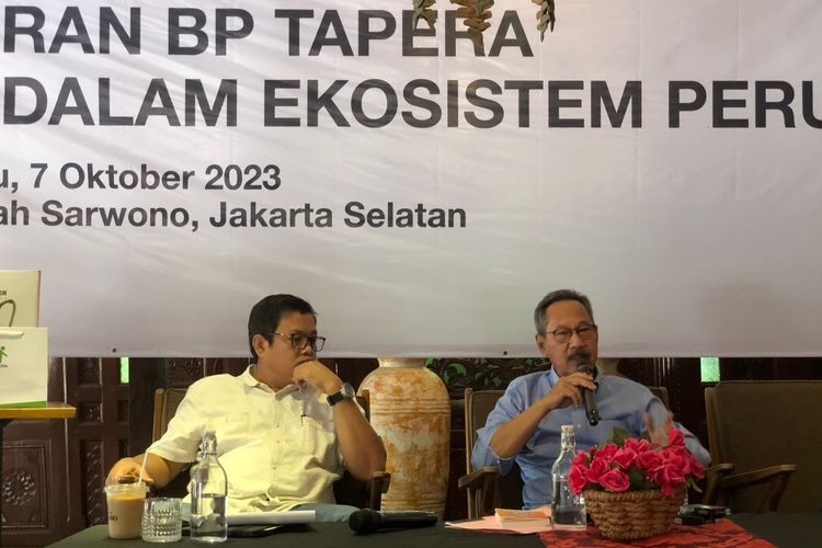 Komisioner BP Tapera Adi Setianto dalam diskusi bersama ekonom senior Indonesia Economic Intelligence Sunarsip, Sabtu (7/10/2023).
