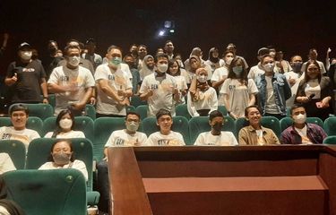 Saat Emil Dardak "Jaim" Lihat Sosok Paling Menyeramkan di Film ...
