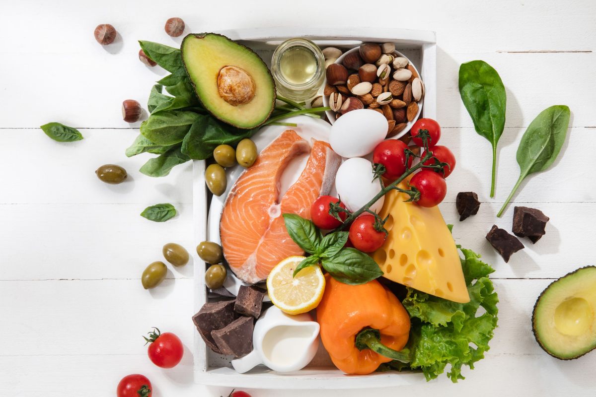 Memperbanyak konsumsi protein juga merupakan salah satu tips menurunkan berat badan. 