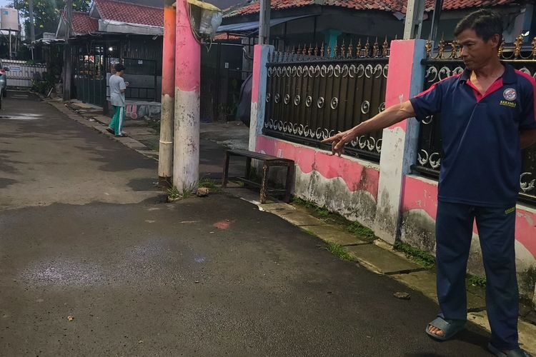 Kronologi Penusukan Lansia di Tangsel, Diserang dari Belakang Saat Gendong Cucu