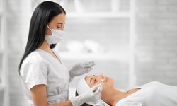 4 Treatment Anti-Aging yang Bikin Kulit Awet Muda, Cocok untuk Skinvestment