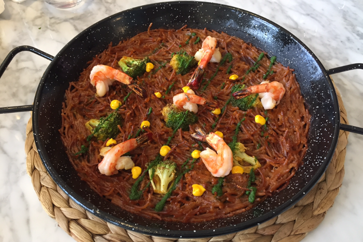 Seafood Paella hidangan di Mare Nostrum