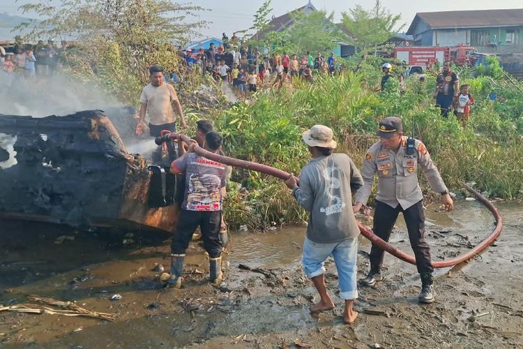 Imbas Kebakaran Kapal Dinas Perikanan Sulbar, Polisi Periksa Saksi dan Segera Gelar Perkara Tentukan Tersangka