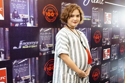 Mytha Lestari Melahirkan Anak Pertama