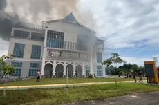 Gedung di Perkantoran Wali Kota Pekanbaru Terbakar Saat Ada Pemeliharaan AC dan Pengecatan