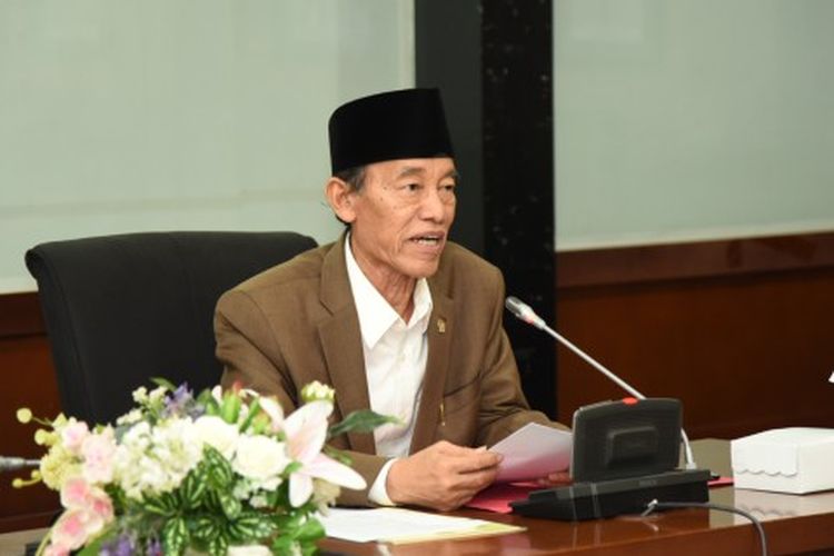 Anggota Komisi VIII DPR RI Hamka Haq saat memimpin pertemuan Tim Kunjungan Kerja Reses Komisi VIII DPR RI dengan Pemerintah Provinsi Kalimantan Timur, di Kantor Gubernur Kaltim, Samarinda, Jumat (26/7/2019).