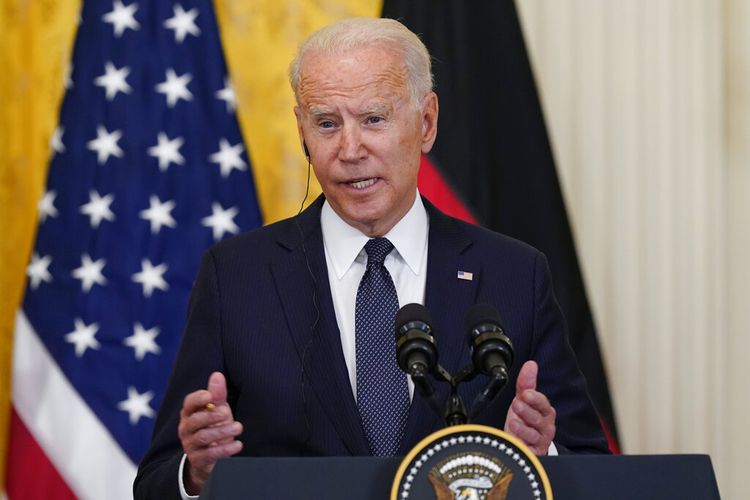 Presiden Joe Biden berbicara selama konferensi pers di Gedung Putih. 