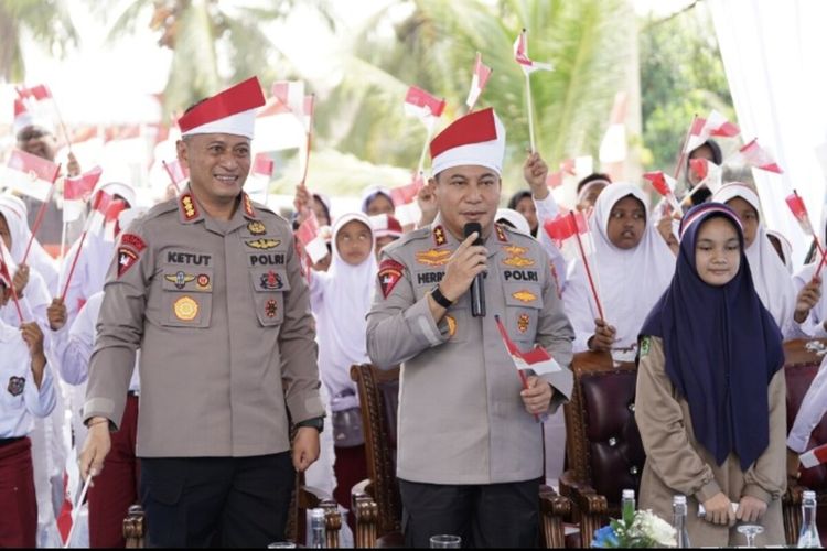 Pembangunan Jembatan Permudah Akses Anak Sekolah di Kampar, Prabowo: Saya Bangga Sekali