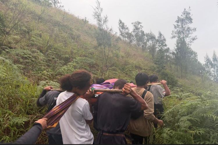 Pendaki Asal Sukabumi Tewas di Gunung Rinjani, Sempat Sesak Napas Sebelum Mendaki