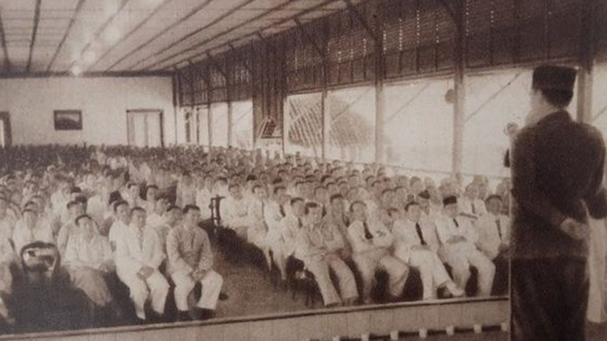 Latar Belakang Konferensi Inter-Indonesia