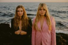 Lirik dan Chord Lagu Ruins - First Aid Kit