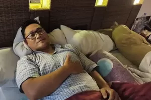 Kisah Pilu Pino Bahari, Legenda Tinju Peraih Emas Asian Games Kini Terbaring Akibat Kecelakaan di Bali