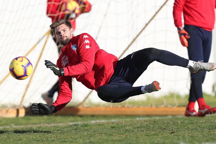 Bartlomiej Dragowski, saat manjalani latihan bersma skuad Empoli, Selasa (16/4/2019)