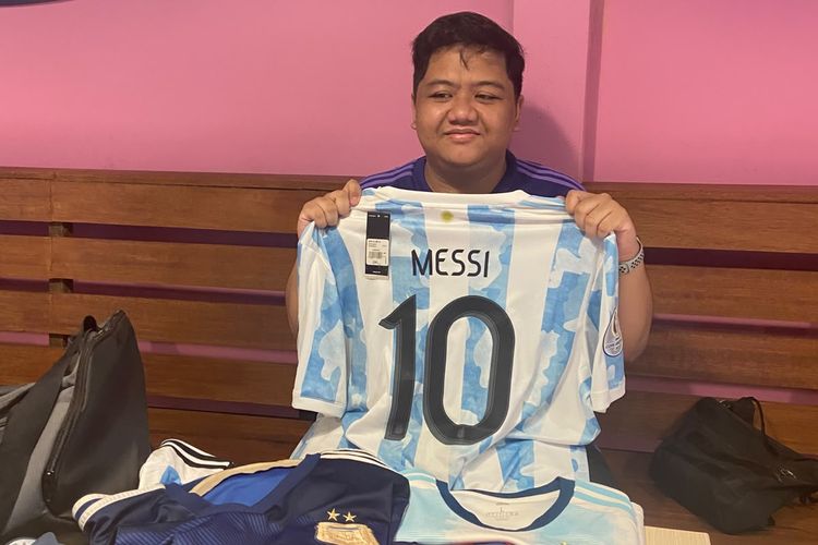 Cerita Fachri Koleksi Jersey Messi: Disimpan di Lemari Khusus, Dikeluarkan Seminggu Sekali