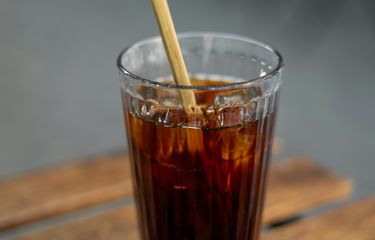 Ilustrasi es kopi.