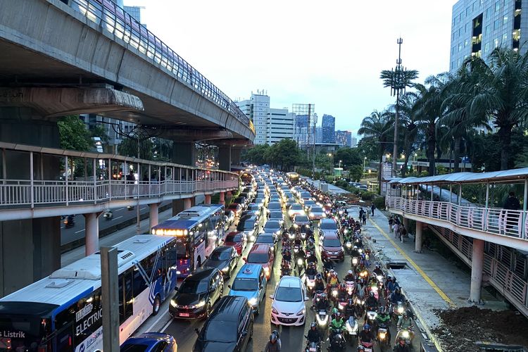 DEN: WFH Namun Jalanan Masih Macet, Artinya  Ada yang Salah