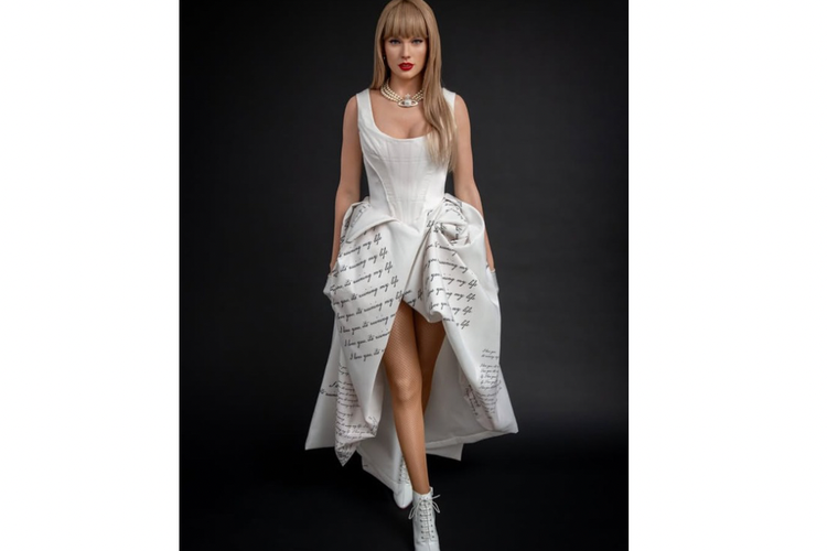 Busana Taylor Swift yang dijadikan patung oleh Madame Tussauds