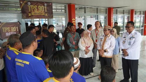 Tinjau TPS, Pj Gubernur Samsudin Pastikan Pilkada Serentak 2024 di Lampung Berjalan Lancar