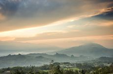 Gunung Latimojong di Sulawesi Selatan: Daya Tarik, Pendakian, dan Biaya