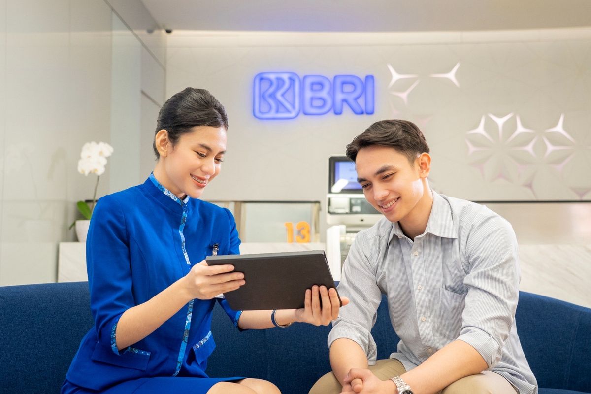 Komitmen dalam mempertahankan keunggulan layanan digital dan konvensional membawa BRI meraih 11 penghargaan bergengsi di ajang Banking Service Excellence 2025. 