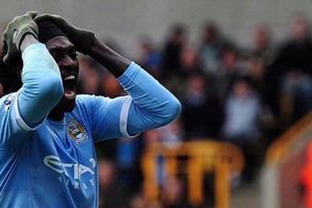 Penyerang Manchester City Emmanuel Adebayor.