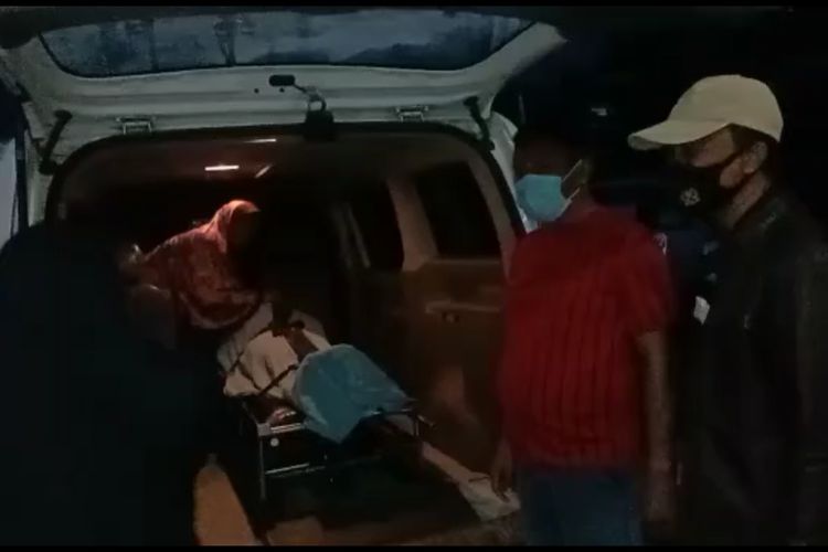 Jenazah US (35), DPO kasus pencurian sepeda motor tiba di Rumah Sakit Umum Daerah (RSUD) Lanto Daeng Pasewang, Kabupaten Jeneponto, Sulawesi Selatan