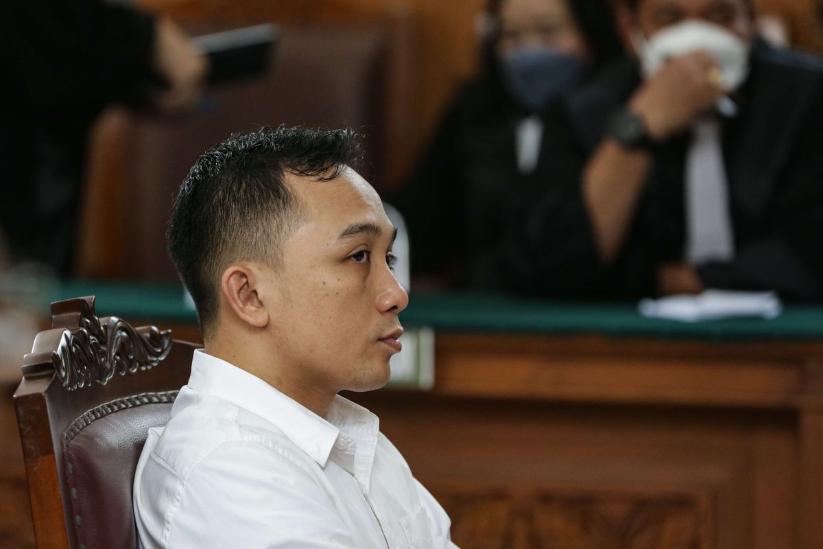 Hukuman Ricky Rizal Hal Memberatkan Vonis 13 Tahun Penjara Ricky Rizal: Berbelit-belit ...
