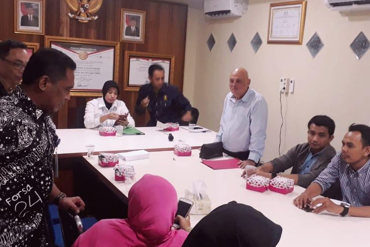 Suasana usai upaya diversi kasus pengeroyokan siswi SMP oleh geng siswi SMA di Mapolresta Pontianak, Kalimantan Barat, Kamis (11/4/2019).