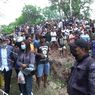 Warga Padati Lokasi Rekonstruksi Pembunuhan Ibu dan Anak di Kupang