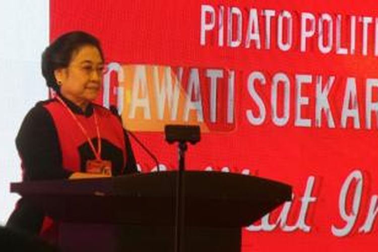 Ketua Umum DPP PDI Perjuangan Megawati Soekarnoputri membuka Kongres IV PDI-P di Sanur, Bali, Kamis (9/4/2015).