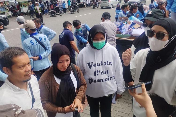 Dapur MBG Libur, Relawan di Solok Kehilangan Penghasilan: Kami Nganggur Dulu