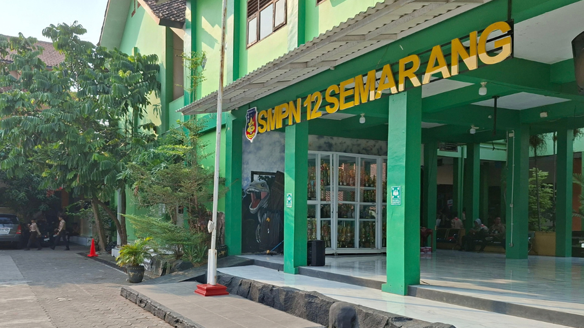 From a Book Lovers Club, Literary Activity Flourishes at SMPN 12 Semarang