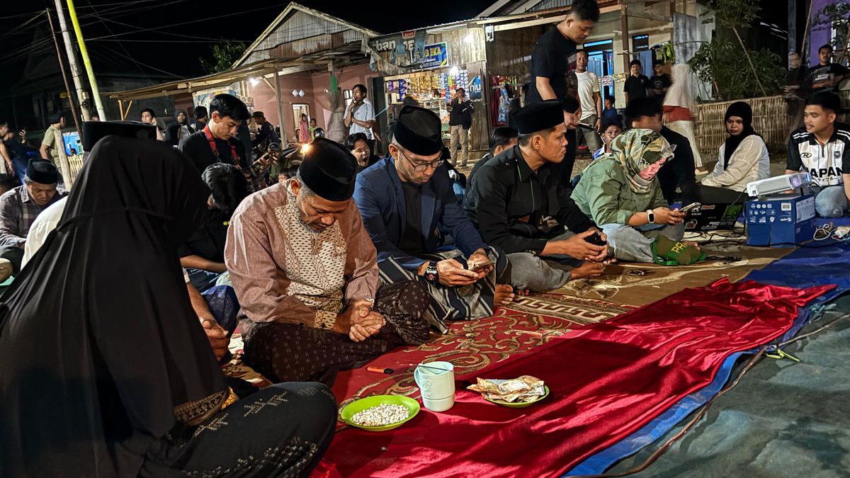 Rejecting Rare Earth Metal Mining in Mamuju, Botteng Community Holds Traditional Tolak Bala Ritual