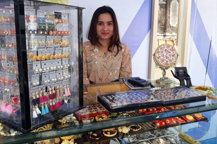 Citra Novita, Pemilik Kahyangan Jewelry asal Gianyar, Bali