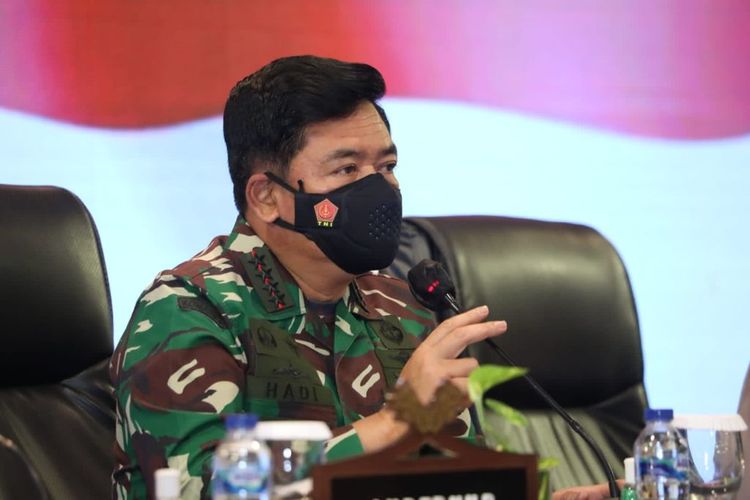 Panglima TNI Marsekal Hadi Tjahjanto saat memimpin rapat bersama Forkopimda di Riau, Kamis (23/9/2021). 