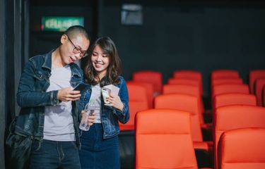 Ilustrasi cara beli tiket bioskop online lewat m-tix