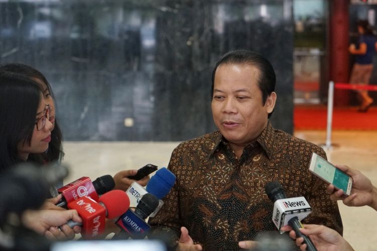 Wakil Ketua DPR RI Taufik Kurniawan di Kompleks Parlemen, Senayan, Jakarta, Senin (21/5/2018).