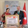 Indonesia House Speaker Hands Over Humanitarian Aid to Turkish Parliament