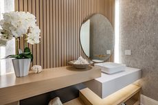 7 Ide Mendekorasi Powder Room di Rumah Sempit