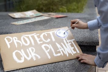 Iklan Non Komersial: Bukan Soal Jualan, Tapi Soal Kepedulian dan Dampak Nyata