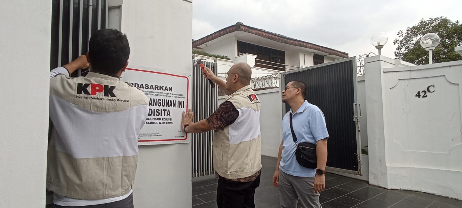 KPK Sita Rumah Syahrul Yasin Limpo di Jakarta Selatan 