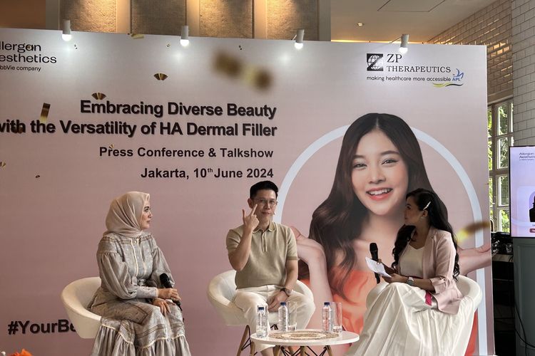 Dokter estetika menjelaskan pengetahuan seputar botox dan filler yang ramai di industri kecantikan dalam Talkshow di Jakarta Selatan, Senin (10/6/2024).