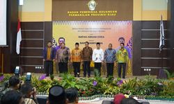 Hadiri Serah Terima Jabatan Kepala BPK Perwakilan Riau 2023, Gubri Sampaikan Pesan Ini