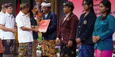 Gubernur Bali Dorong Pembangunan SDM lewat Program Satu Keluarga Satu Sarjana