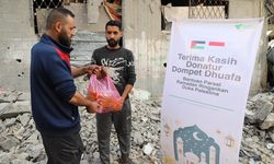 Jalankan Amanah Donatur, Dompet Dhuafa Berbagi Parsel Ramadhan untuk Warga Palestina